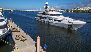 Palm Harbor Marina yacht with wide turning basic with depth