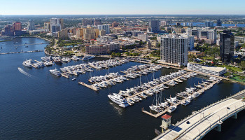 Large yachts and boat slips in South Florida
